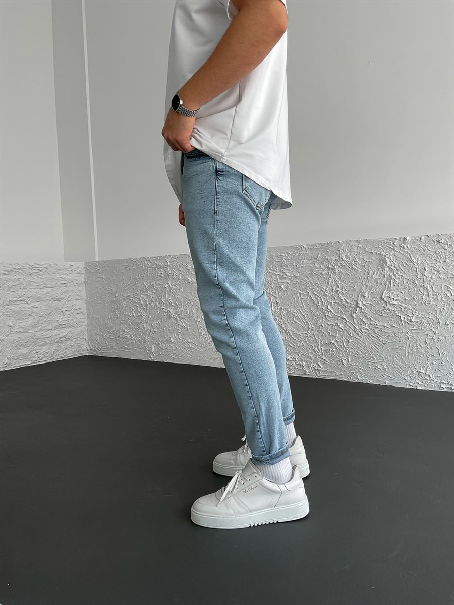 light blue washed skinny-fit jeans