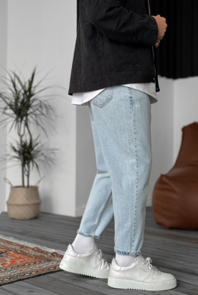 ICE BLUE BOYFRIEND JEAN