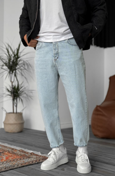 ICE BLUE BOYFRIEND JEAN