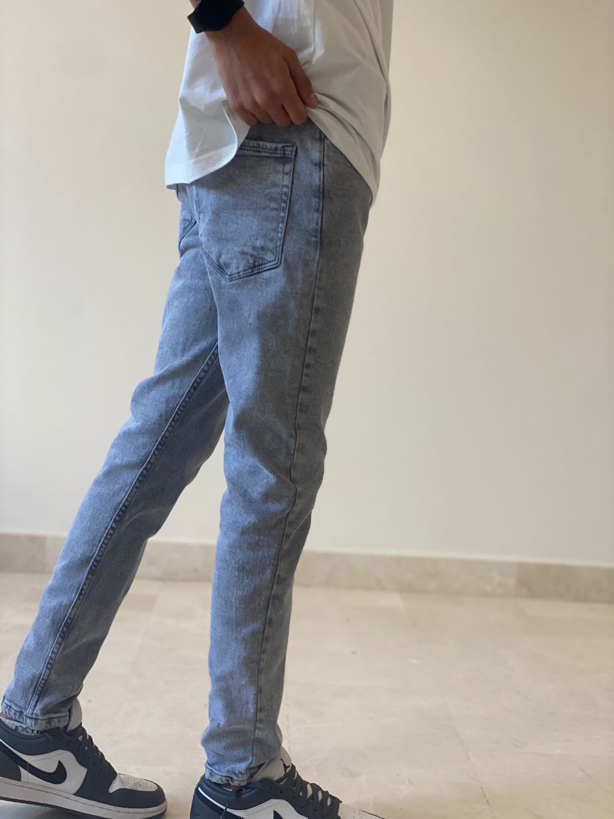 Gray skinny fit jeans