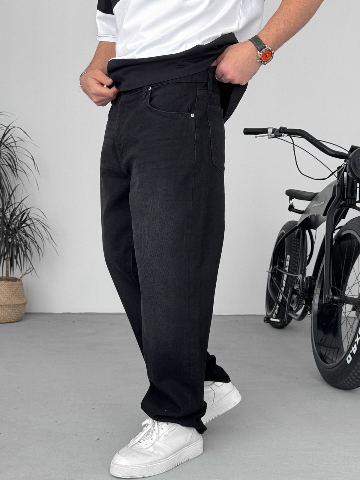 WASHED BLACK BAGGY JEAN