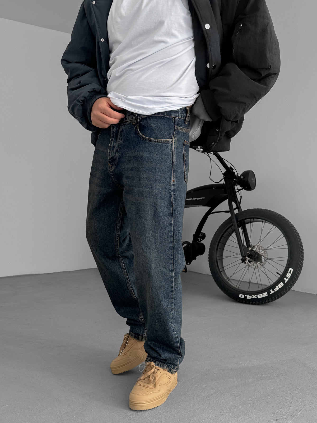 DIRTY BAGGY JEAN