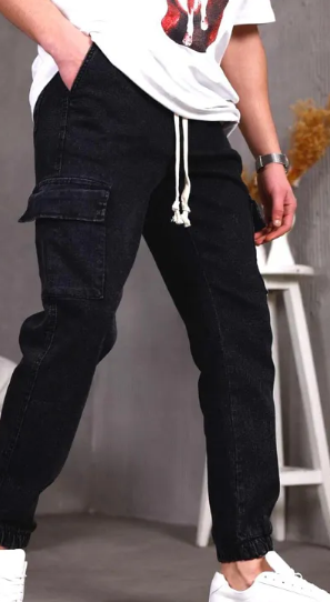 Black Cargo jogger jean
